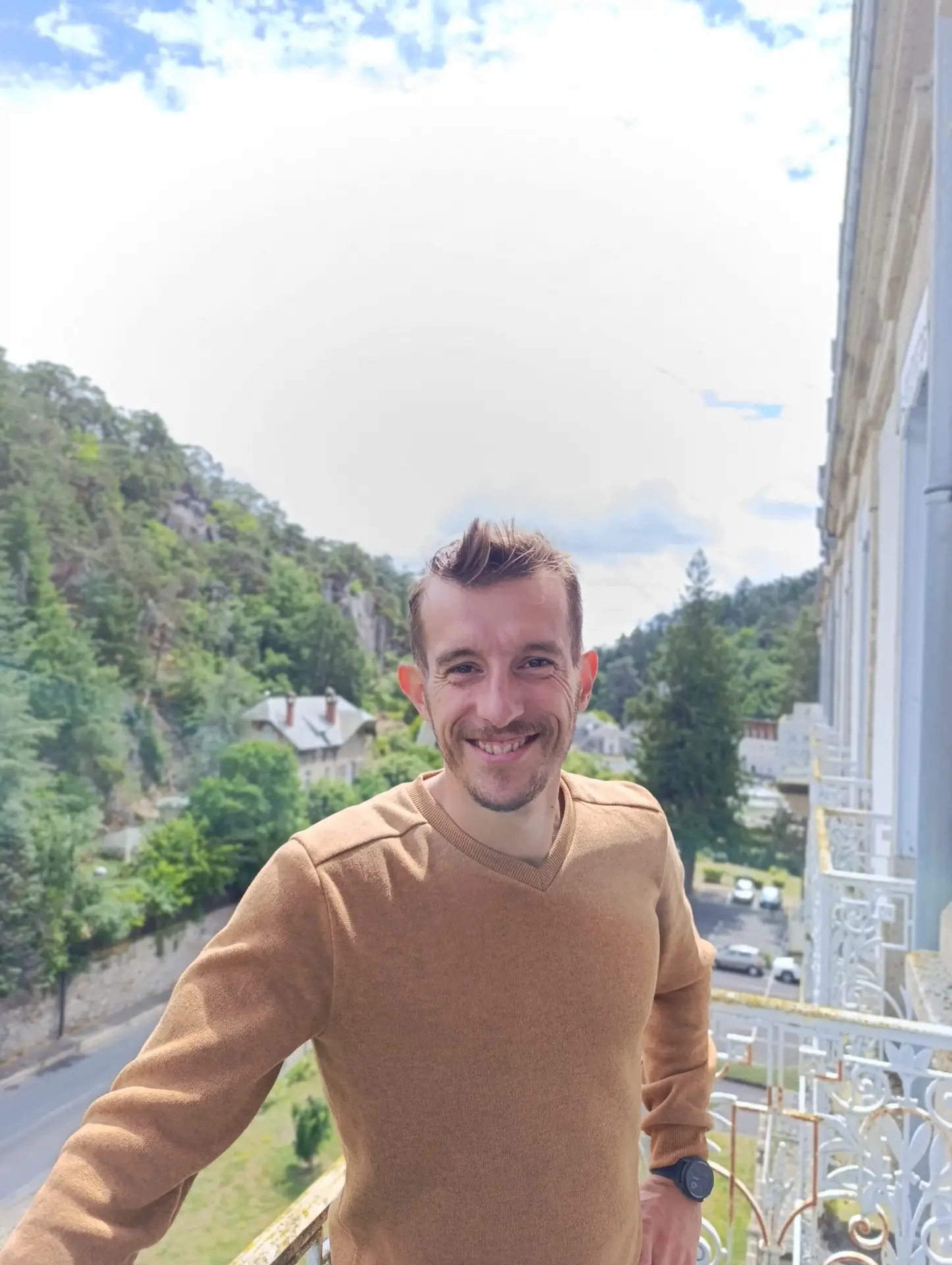 Benjamin, encadrant et coach sportif diplômé BPJEPS APT de l'association LESEA en Corse-du-Sud.